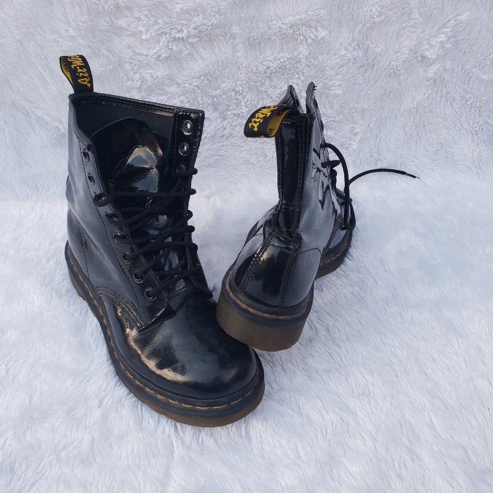 Doc Martens womens size 7